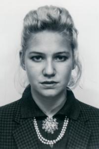 Chacun de mes visages / Each of my Faces